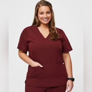 Figs Women’s Casma Three-Pocket Scrub Top, Color: Burgundy, Size: XL